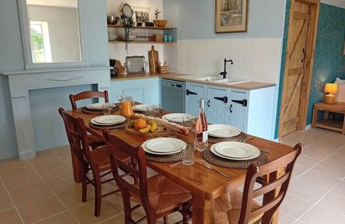 Plomodiern Maison | The Red Squirrel - stable cottage with shared heated pool 10 mins from beach