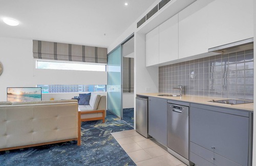 Cairns Central Business District Copropriété | The Reef Pad, Ideally Located With a Steller View! 1BR 1BA + Balcony