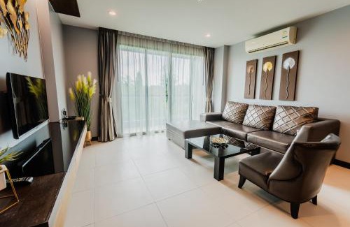 Bang Tao Appartement | The Regent Bangtao Apartments gorgeous view of the jungle