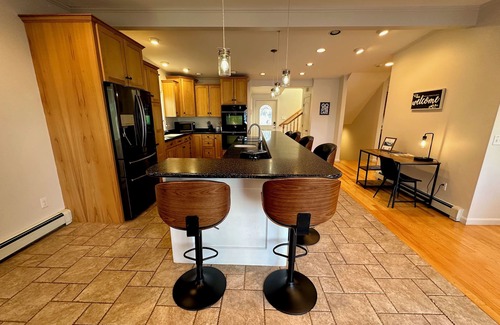 Standish Cottage | The Renaissance - Majestic Sebago Lake panorama