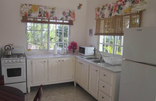 Luperon Appartement | The Rest. Pool, A/C, ocean, beaches, peaceful, views!