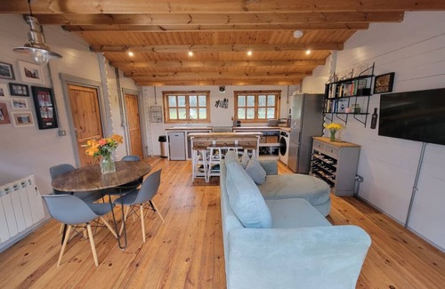Aldborough Cabine | The Retreat Cabin in the woods