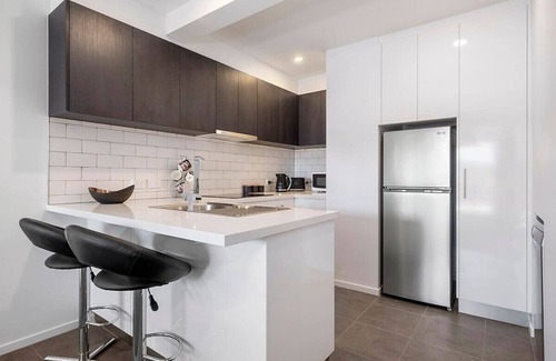 Warrane Appartement | "The Retreat" with car park 10 min to CBD/Airport