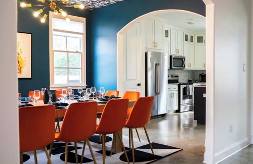 University District Maison | The Retro Memphis! Arcade + Hot Tub