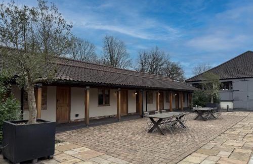 Waltham Cross Hôtel | The Ridings at Theobalds Park