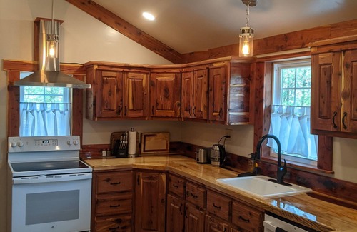 Covington Maison | The River Barn at Lake Moomaw