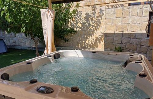 Trimiklini Maison | The River House