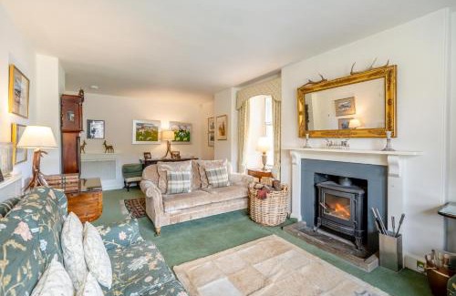 Strathdon Maison | The River House