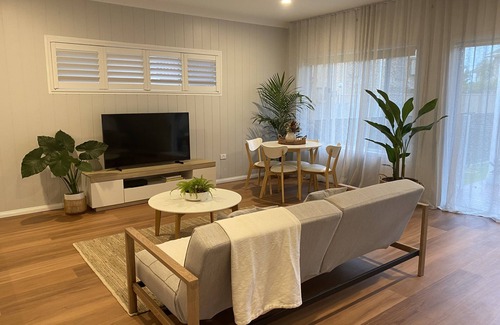 Tweed Heads South Maison | The River Retreat - 5mins to Coolangatta
