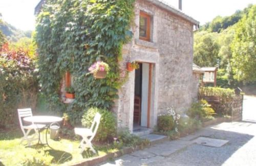 Comblain-au-Pont Maison | The River's Stones