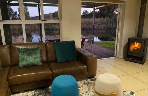Robertson Maison | The Riverdell