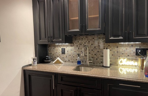 Dublin Maison | THE RIVERHOUSE-RIVERFRONT. 3 minutes to Bridge Park, Columbus Zoo
