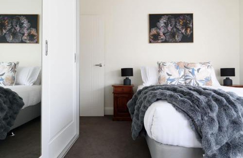Riverside Maison | The Riverside Hideaway - A Tranquil Escape