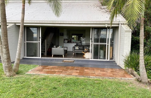 South Coast Maison | The Riverside Townhouse