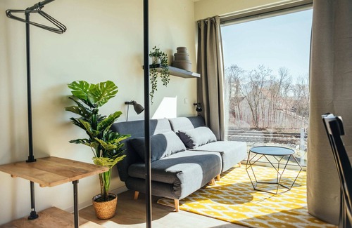 Neukoelln Appartement | The Rix Studio near SBahn Neukölln