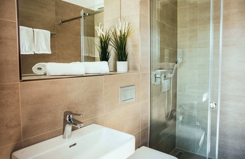 Neukoelln Appartement | The Rix Studio near SBahn Neukölln