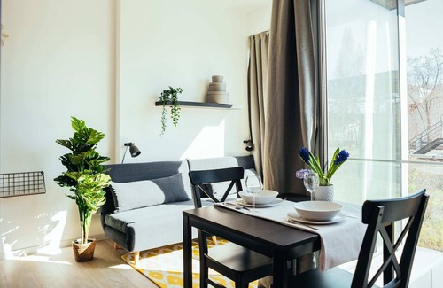 Neukoelln Appartement | The Rix Studio near SBahn Neukölln