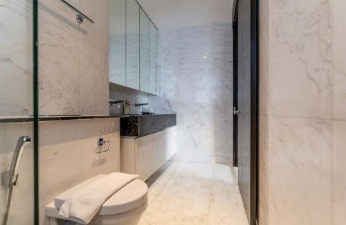 District 1 Appartement | The Rixx Terrific Apartment@D1/pool/gym/sauna/kids