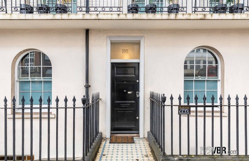 Vincent Square Maison | 193195VBR - Both houses - twin Neighbouring Georgian townhouses, 12-bed 6-bath