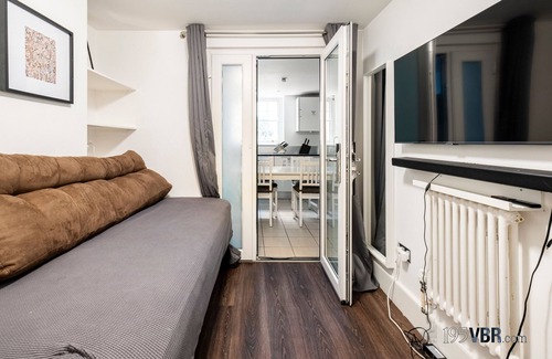 Vincent Square Maison | 193195VBR - Both houses - twin Neighbouring Georgian townhouses, 12-bed 6-bath