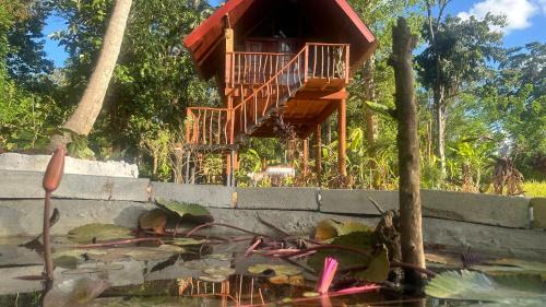Sigiriya Lit Et Petit-Déjeuner | The Rock & Paddy Resort