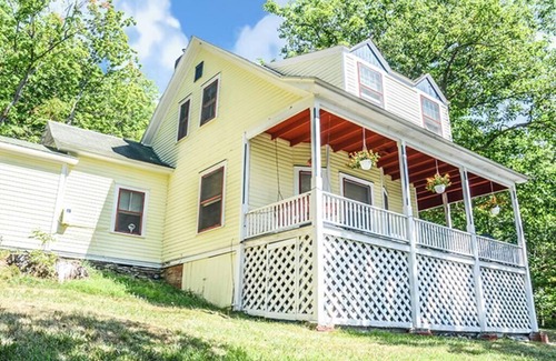 Burdett Maison | The Rocks - A Victorian Cottage on Seneca Lake