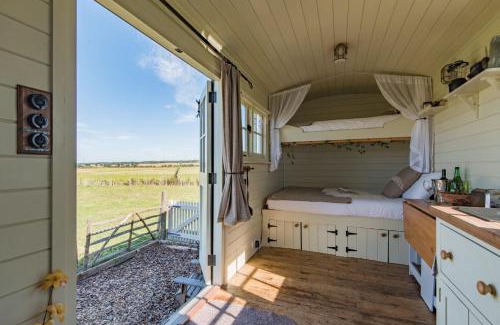 St Mary's Bay Maison | The Romney by Bloom Stays