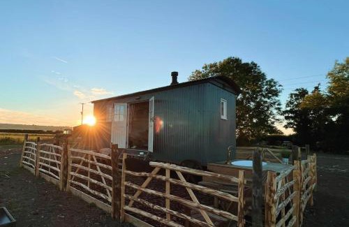 St Mary's Bay Maison | The Romney by Bloom Stays