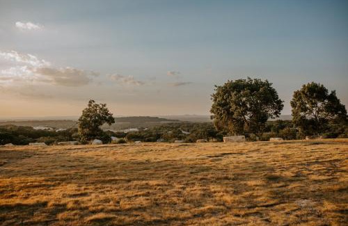 Spring Branch Maison | The Roost Farmhaus on 20 acres, hill country view, firepit, swimming hole