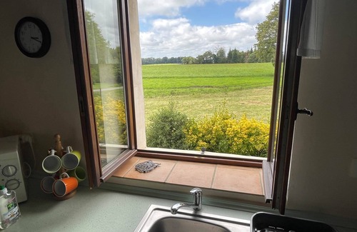 Saint-Dizier-Leyrenne Maison | Gîte Le Roseau à la campagne avec piscine