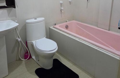 Hithadhoo Hôtel | The Rose Garden House, Addu City, Maldives