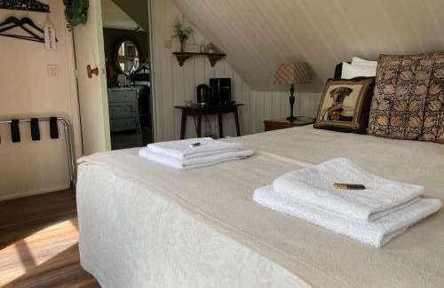 Mantgum Lit Et Petit-Déjeuner | The Rose