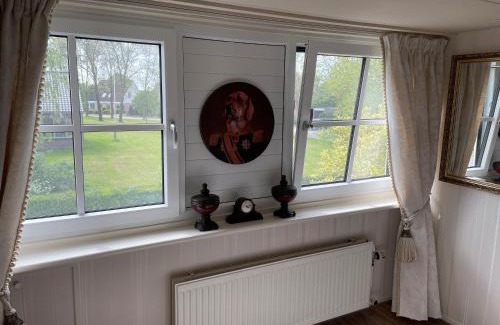 Mantgum Lit Et Petit-Déjeuner | The Rose