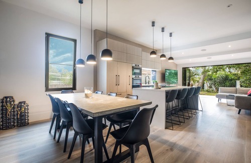 Bondi Maison | The Royal Beach House Bondi