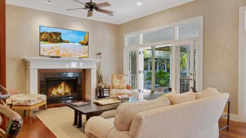 Bahama Village Maison | The Royal Compound by Last Key Realty