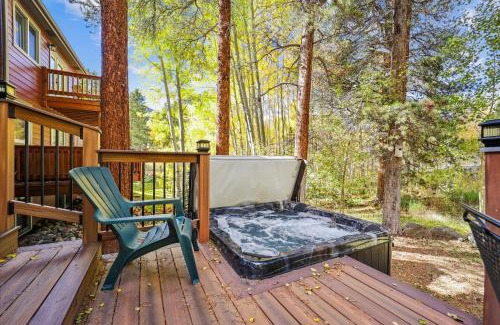 Frisco Maison | The Royal Escape Duplex