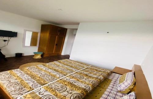 Kumharsain Cabine | The Royal Orchard Homestay by StayApart