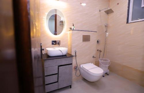 Sector 70 Hôtel | THE ROYAL VILLA - Noida Sector 70