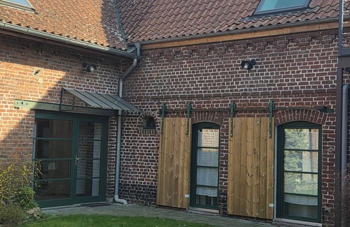 Rumegies Maison | Le gite le Rucher, vous accueille dans une ancienne ferme, à la frontière belge.