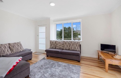Tauranga Maison | The Rural Escape - Waitao Holiday Home