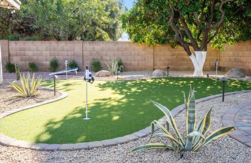 Moon Valley Maison | The Rusty Cactus