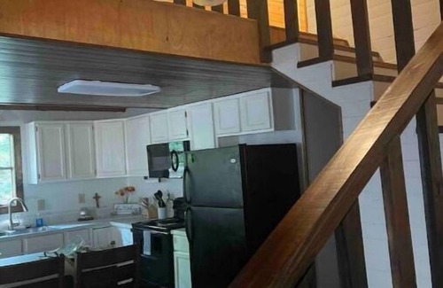 Oakland Cabine | The Sac Au Lait Chalet