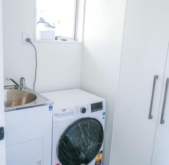 Richmond Heights Appartement | The Saints - Premium Suite