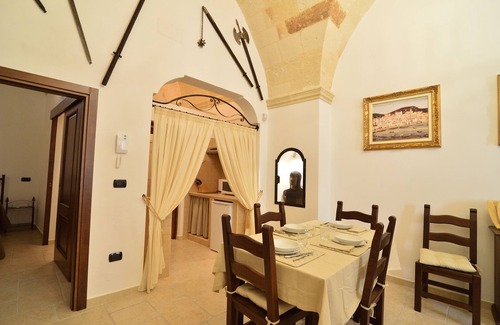 Oria Historic Centre Maison | La Sala delle Armi, BR Oria, Pouilles, Italie
