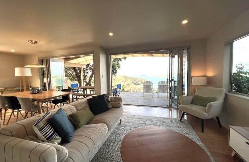 Waiheke Island Maison | THE SANCTUARY - Coast & Country