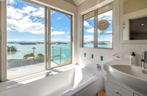 Waiheke Island Maison | The Sanctuary Couples Retreat