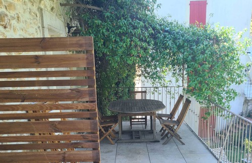Saint-Jean-de-Valeriscle Appartement | Gîte "La rose des sables" - 5 personnes