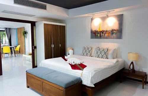 Nai Harn Appartement | The Sands 3 Bedrooms Beachside Apartment in Naiharn