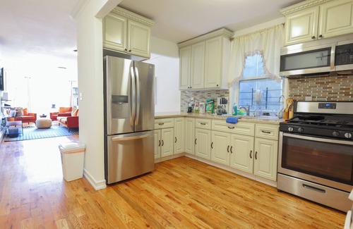 Crown Heights Maison | The Schenectady House - Unit 2 Standard Large Room/Shared Bath & Common Areas
