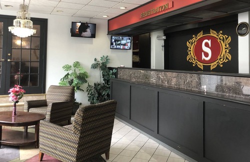 Schenectady Maison | The Schenectady Inn & Suites